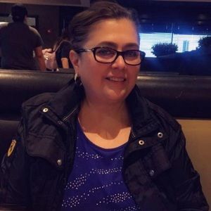 Meet your Posher, Esperanza